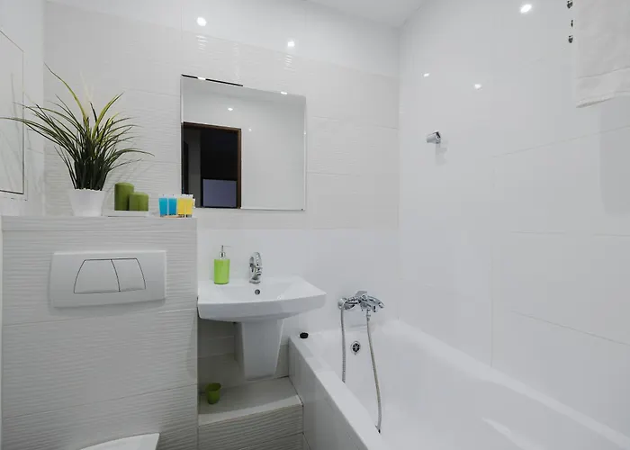 Apartment Osiedle Piastowskie Comfort By Bookinghost Poznan