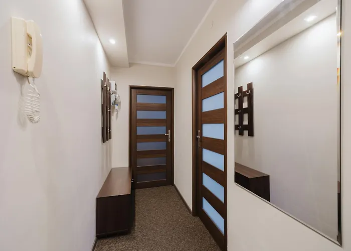 Apartment Osiedle Piastowskie Comfort By Bookinghost *