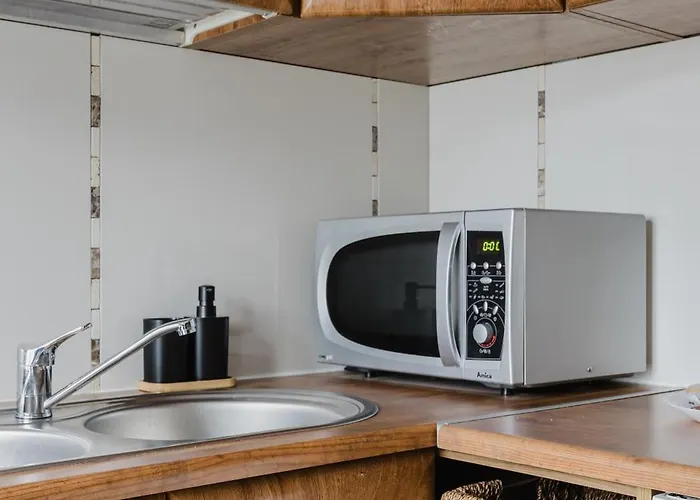 Apartment Osiedle Piastowskie Comfort By Bookinghost